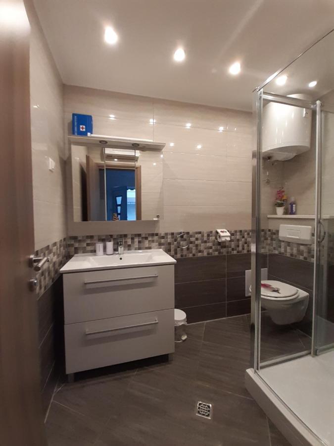 Apartment Lucky With Jacuzzi Trogir Luaran gambar
