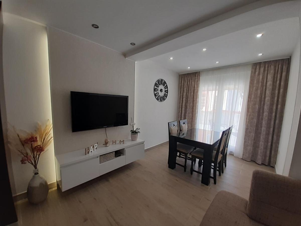 Apartment Lucky With Jacuzzi Trogir Luaran gambar