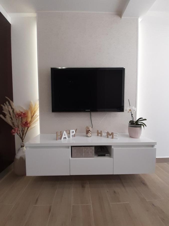 Apartment Lucky With Jacuzzi Trogir Luaran gambar