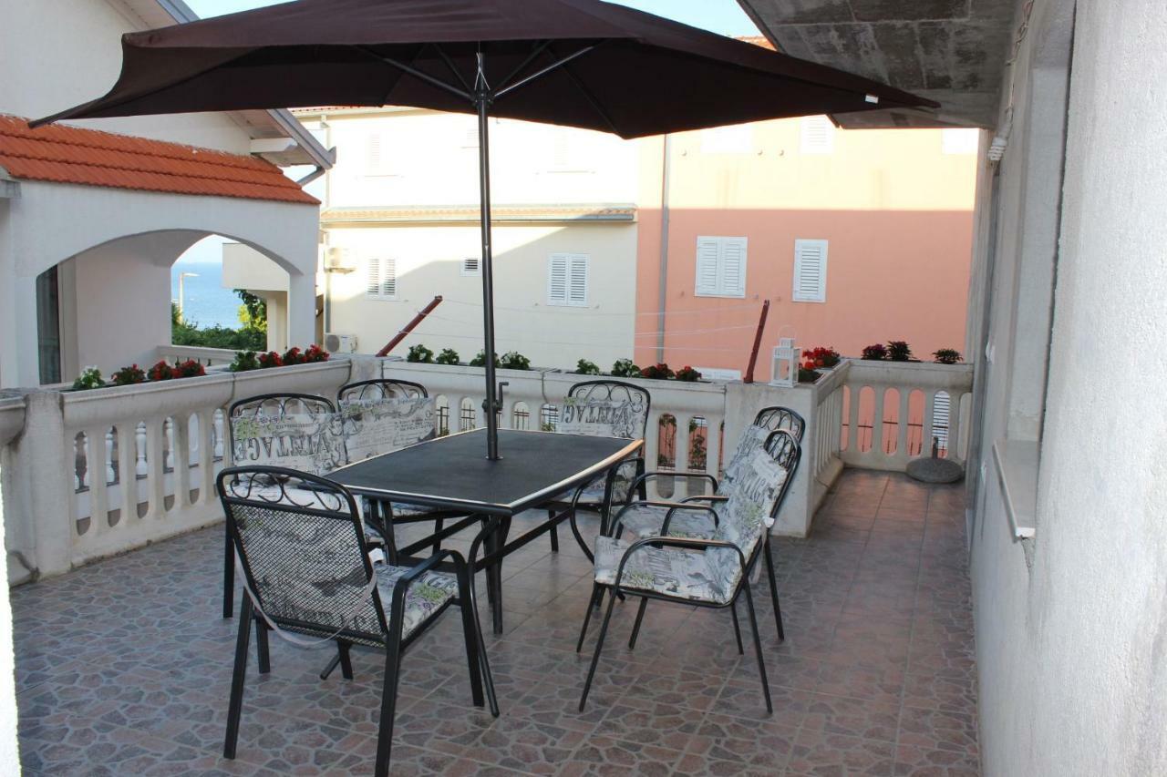 Apartment Lucky With Jacuzzi Trogir Luaran gambar