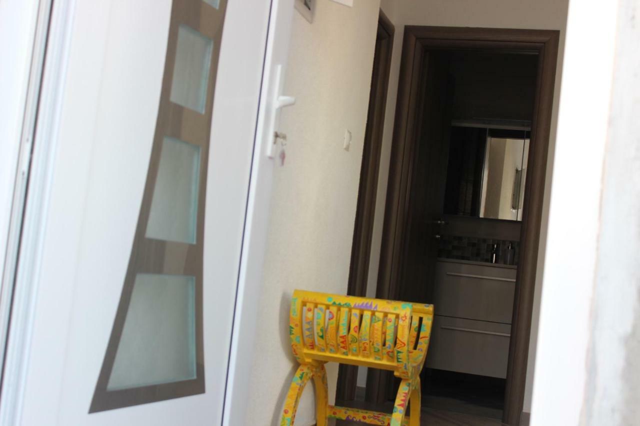 Apartment Lucky With Jacuzzi Trogir Luaran gambar